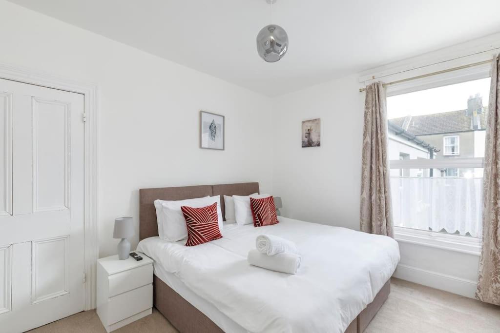 Charming 2 Bedroom Flat In Central Hove With Free Parking Екстер'єр фото